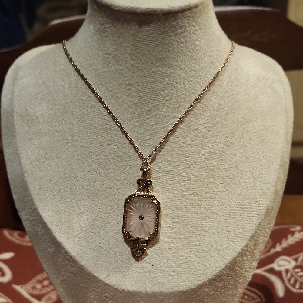 EUC Vintage 1970s Pink Camphor Glass Avon Frostlights Victorian Revival Pendant